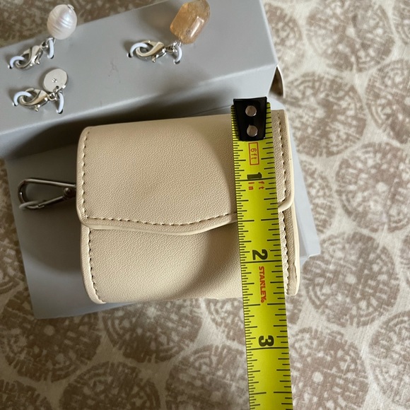 NWT A New Day AirPod case & Semi Precious Charm Set - Gift Set Gift Idea - Picture 5 of 10